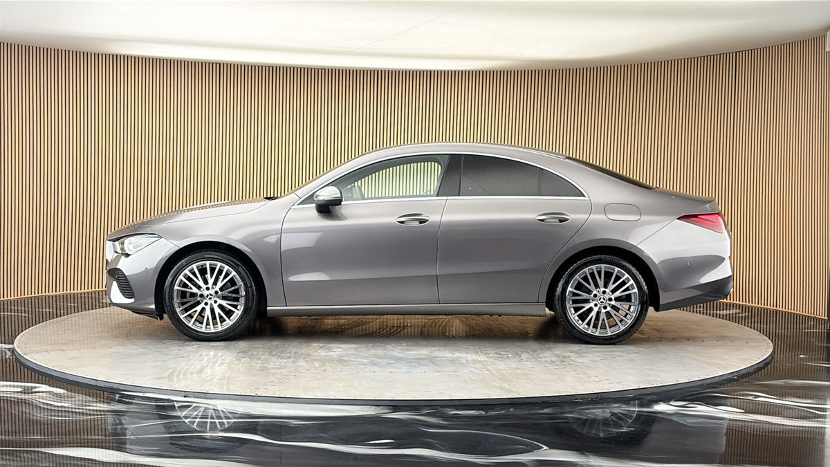 Mercedes-Benz CLA Image 15