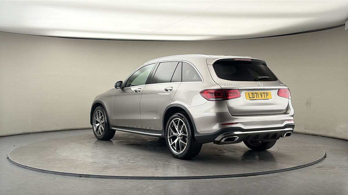 Mercedes-Benz GLC Image 2