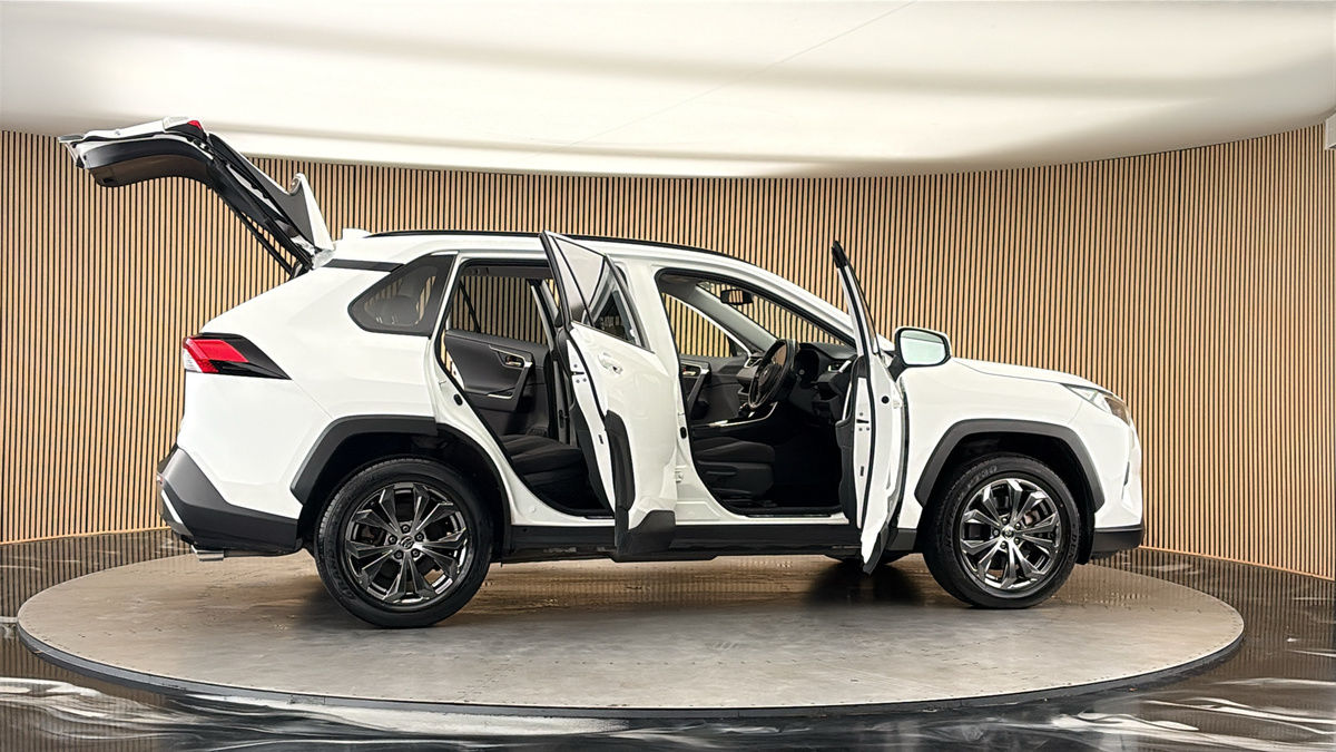 More views of Toyota RAV4