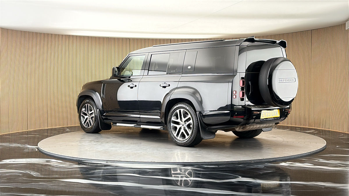 More views of Land Rover Defender 130