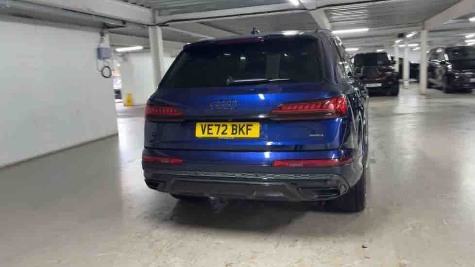 More views of Audi Q7