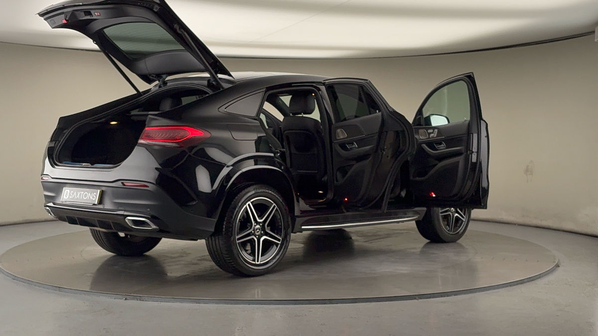 More views of Mercedes-Benz GLE