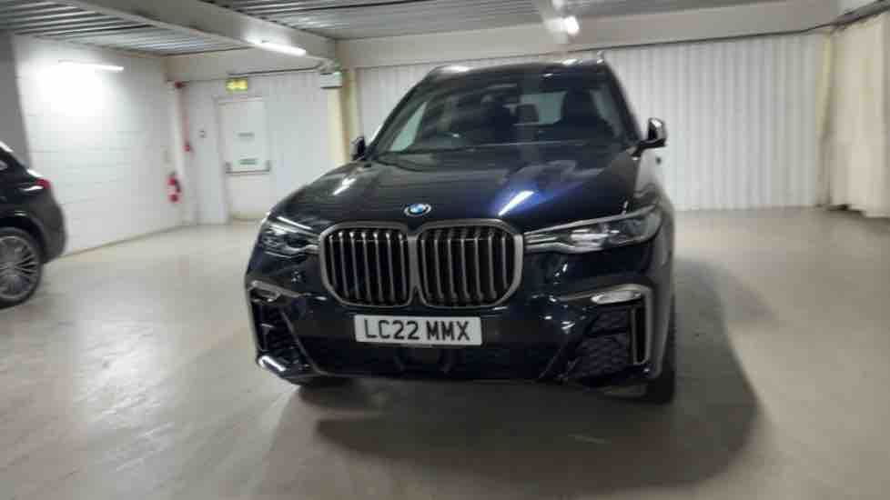 More views of BMW X7
