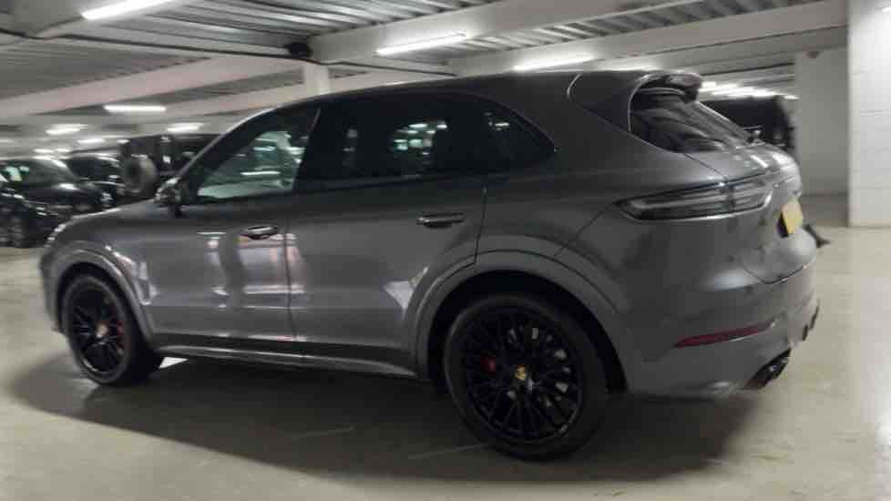 More views of Porsche Cayenne