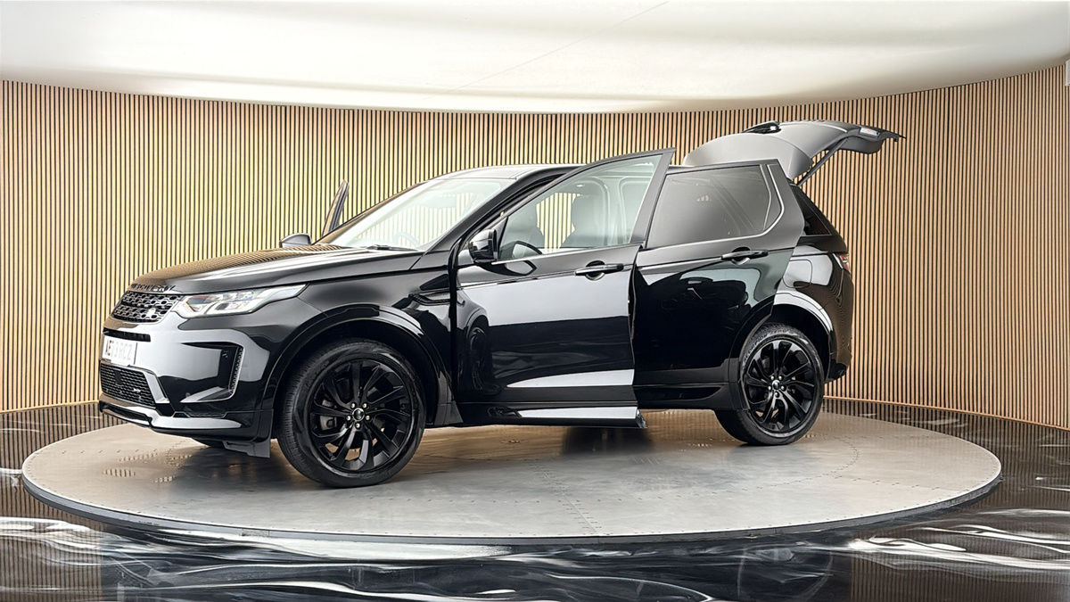 More views of Land Rover Discovery Sport