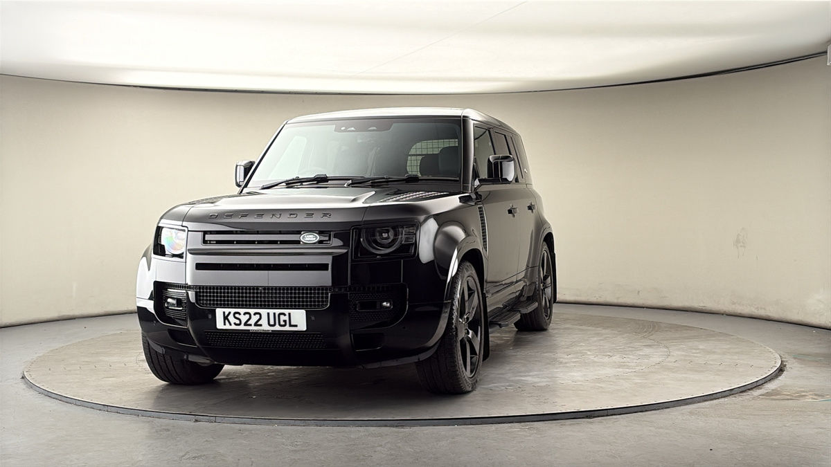 More views of Land Rover Defender 110