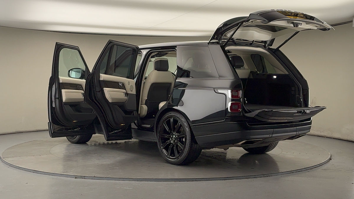 More views of Land Rover Range Rover