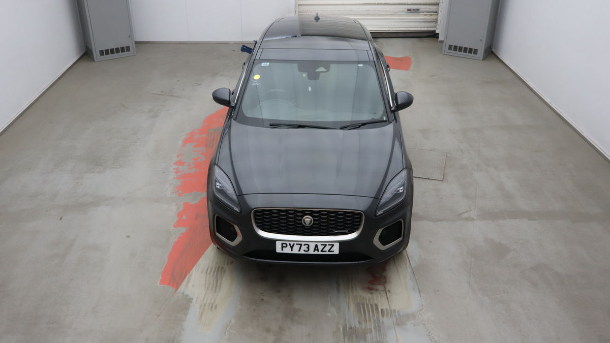 Jaguar E-PACE Image 7