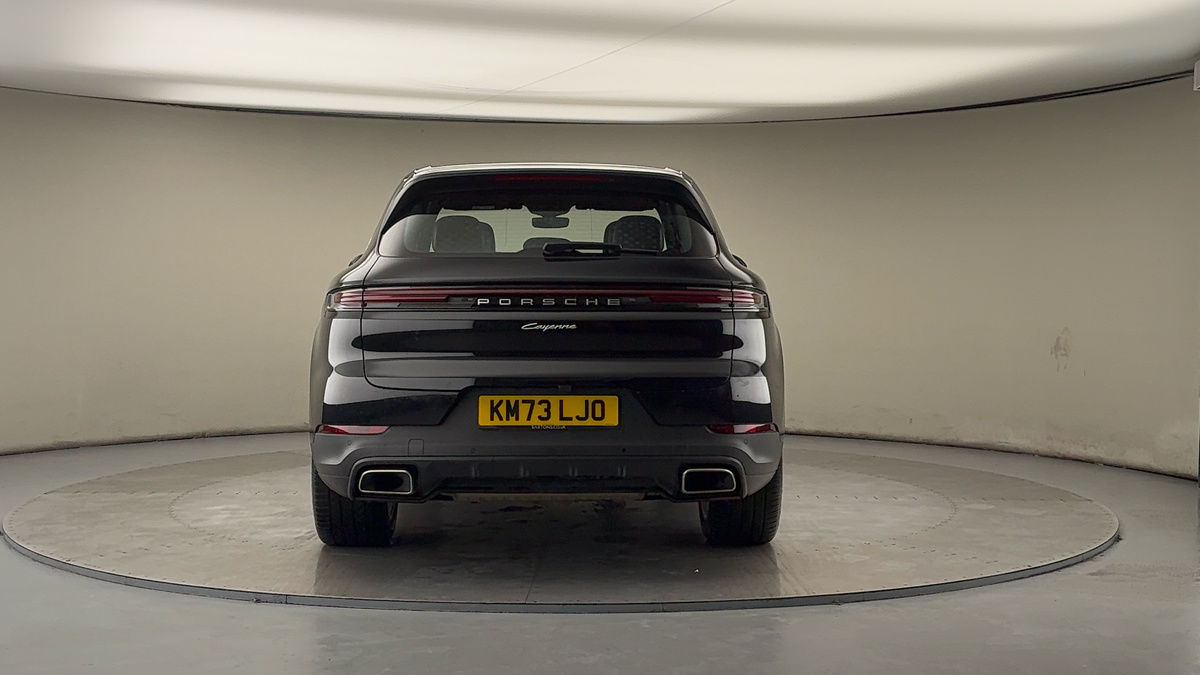 Porsche Cayenne Image 4