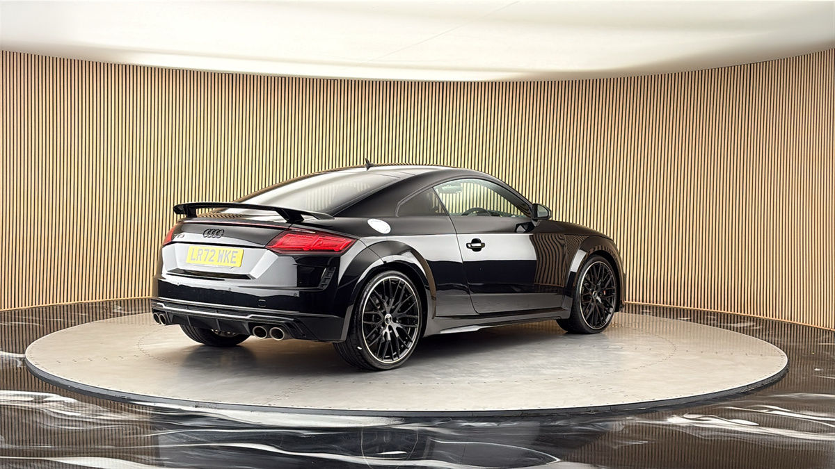Audi TTS Image 21