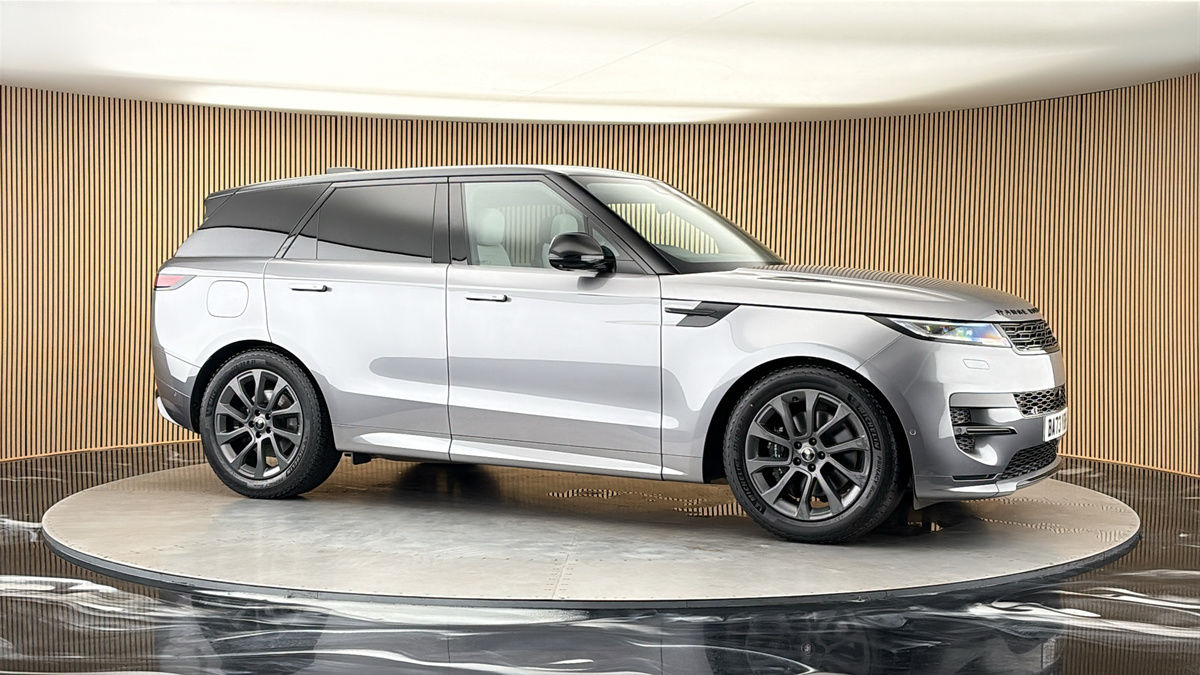 More views of Land Rover Range Rover Sport