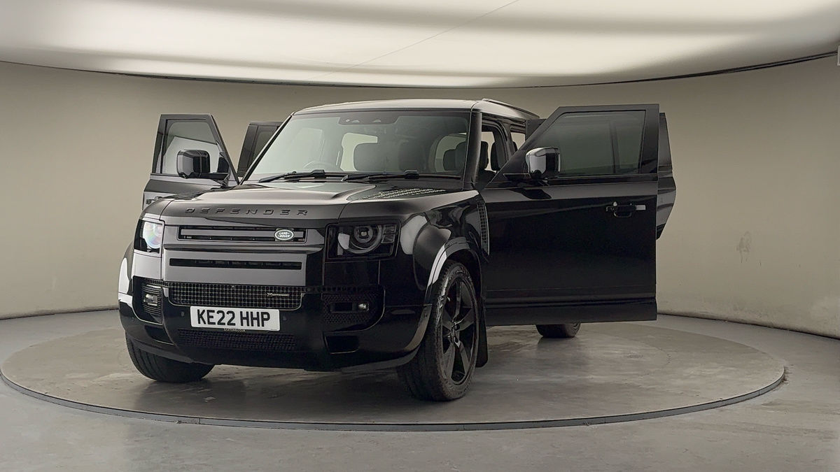 More views of Land Rover Defender 110