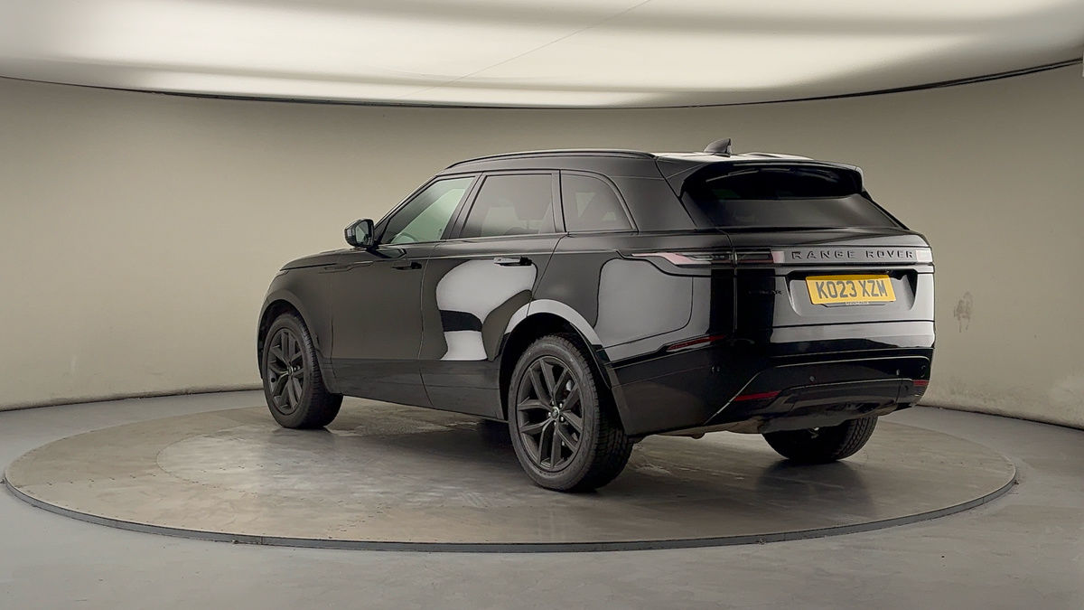 Land Rover Range Rover Velar Image 2