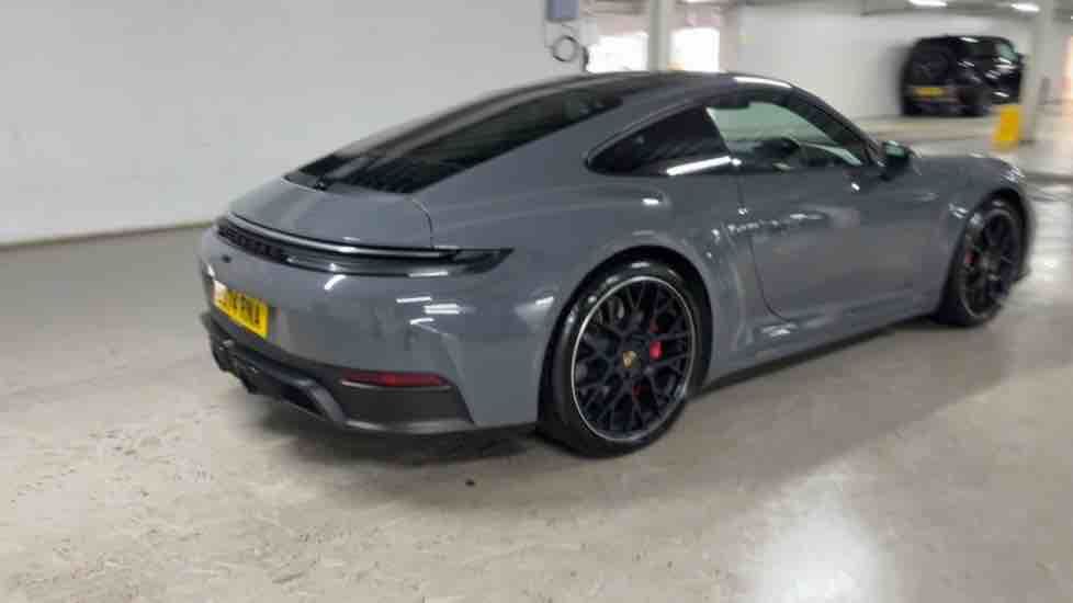 More views of Porsche 911