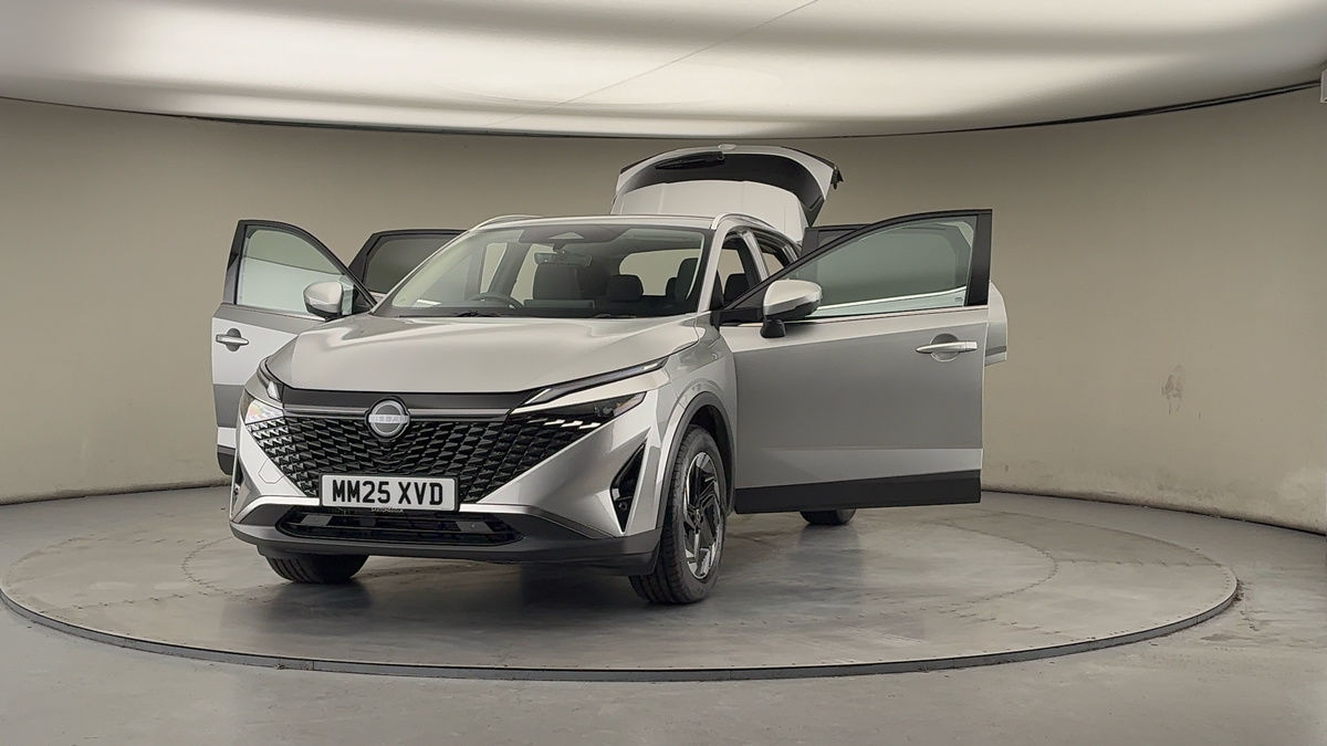 More views of Nissan Qashqai