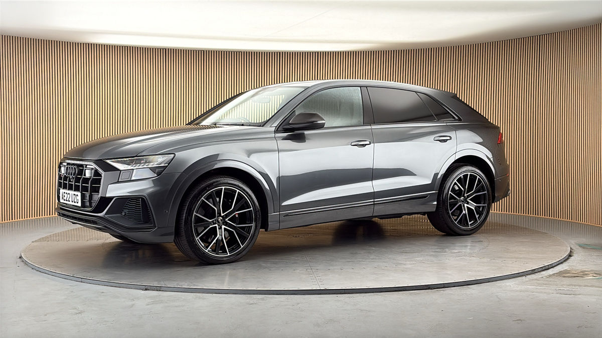 More views of Audi SQ8