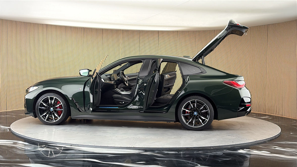 More views of BMW i4