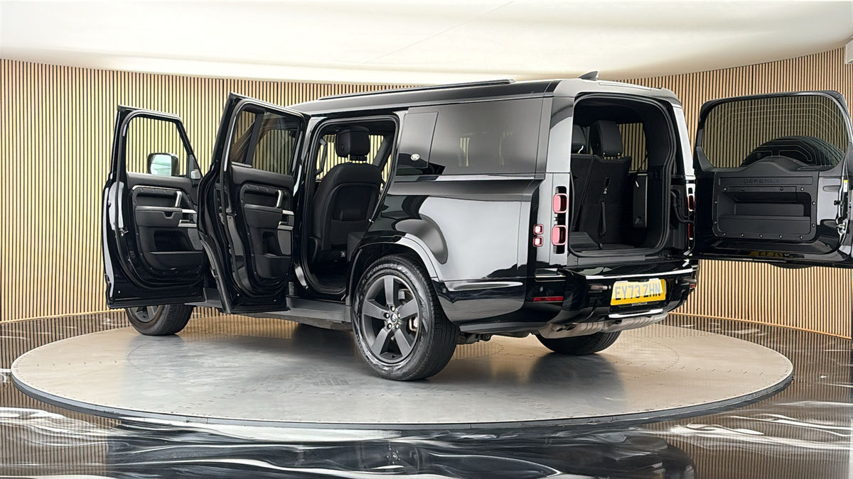 More views of Land Rover Defender 130