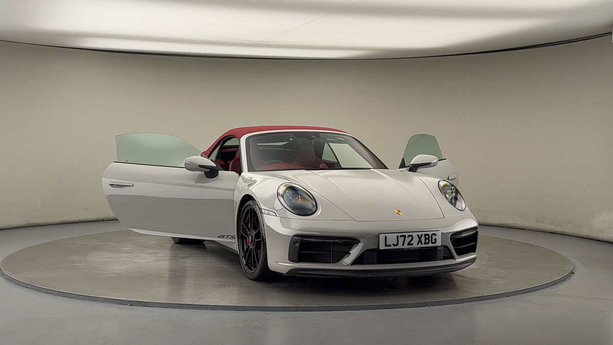 More views of Porsche 911