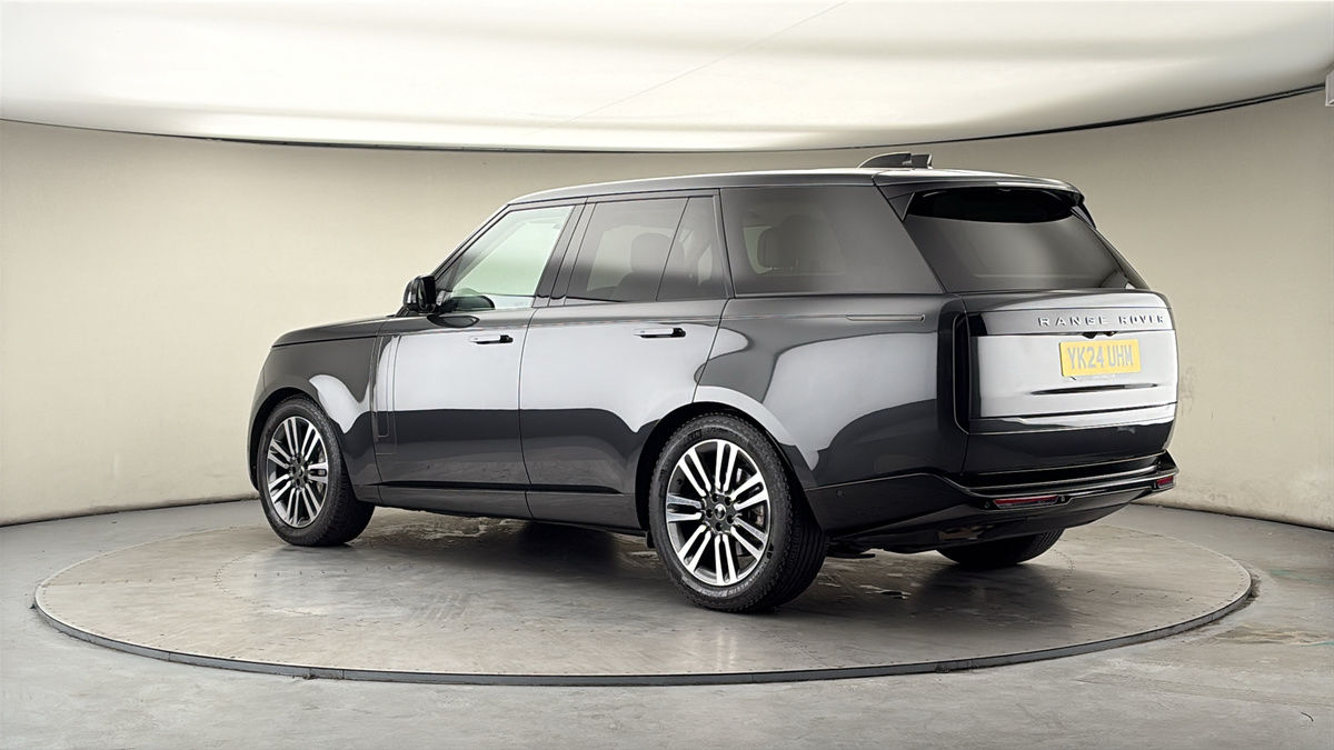 More views of Land Rover Range Rover