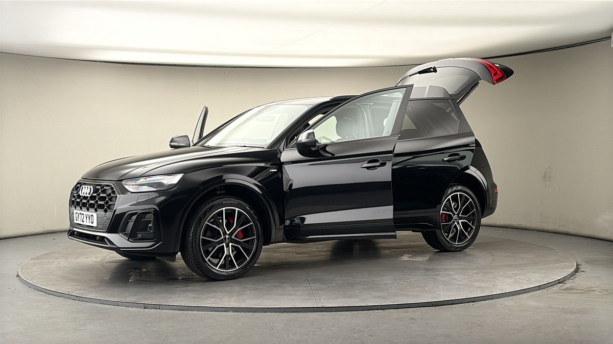 More views of Audi Q5