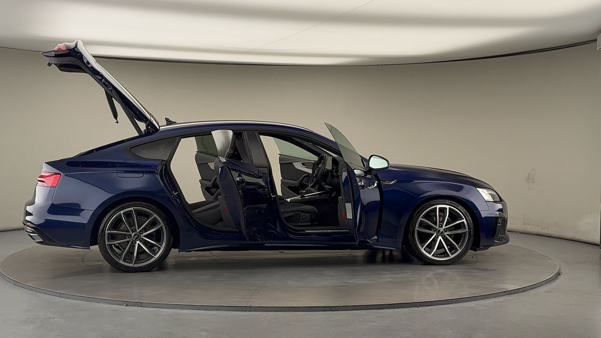 More views of Audi A5