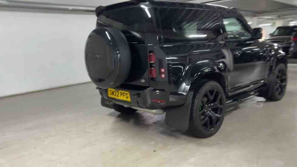More views of Land Rover Defender 90