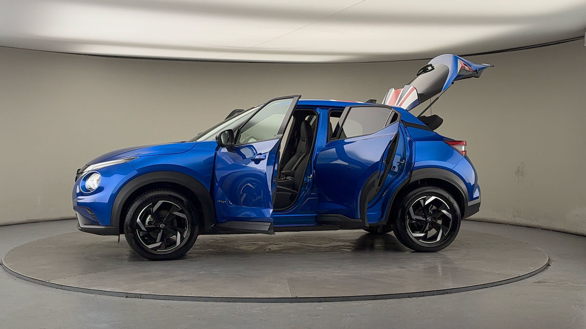 More views of Nissan Juke