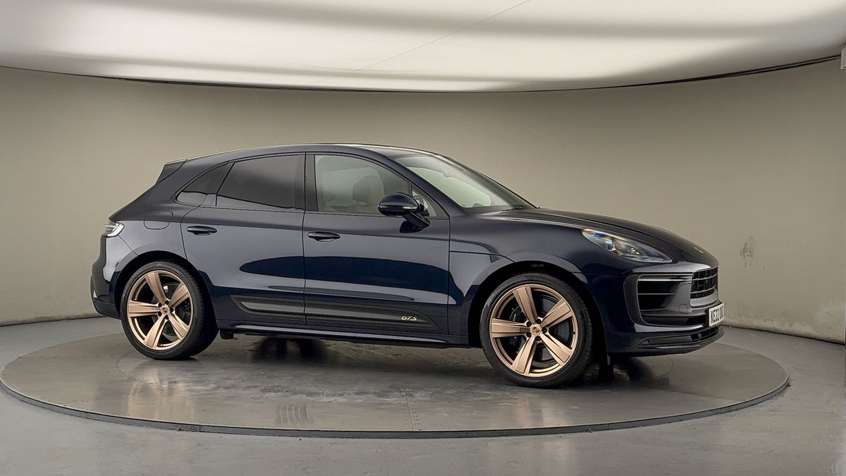 More views of Porsche Macan