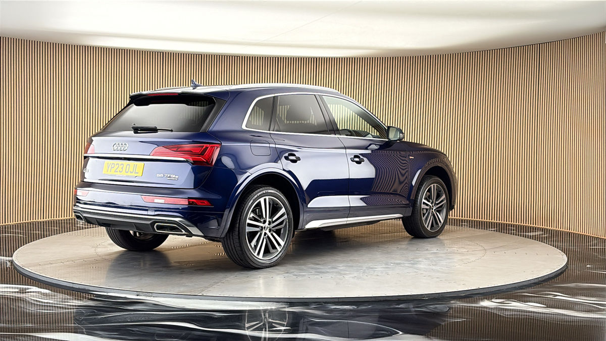 Audi Q5 Image 21