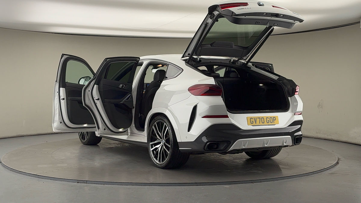 BMW X6 Image 23