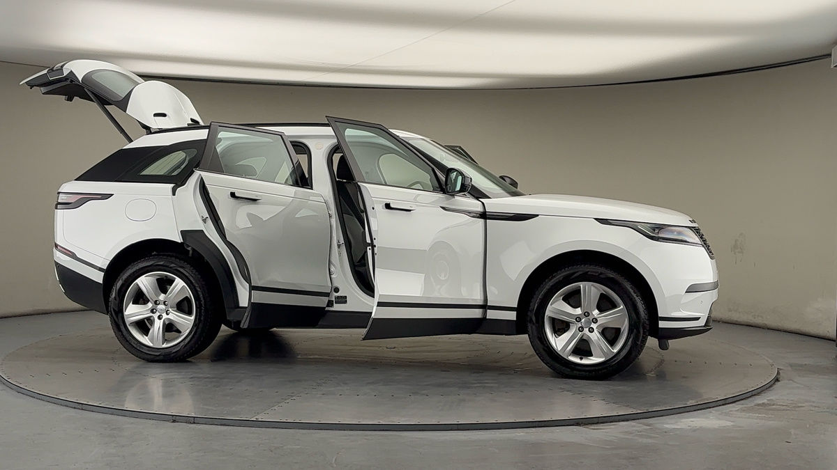 More views of Land Rover Range Rover Velar