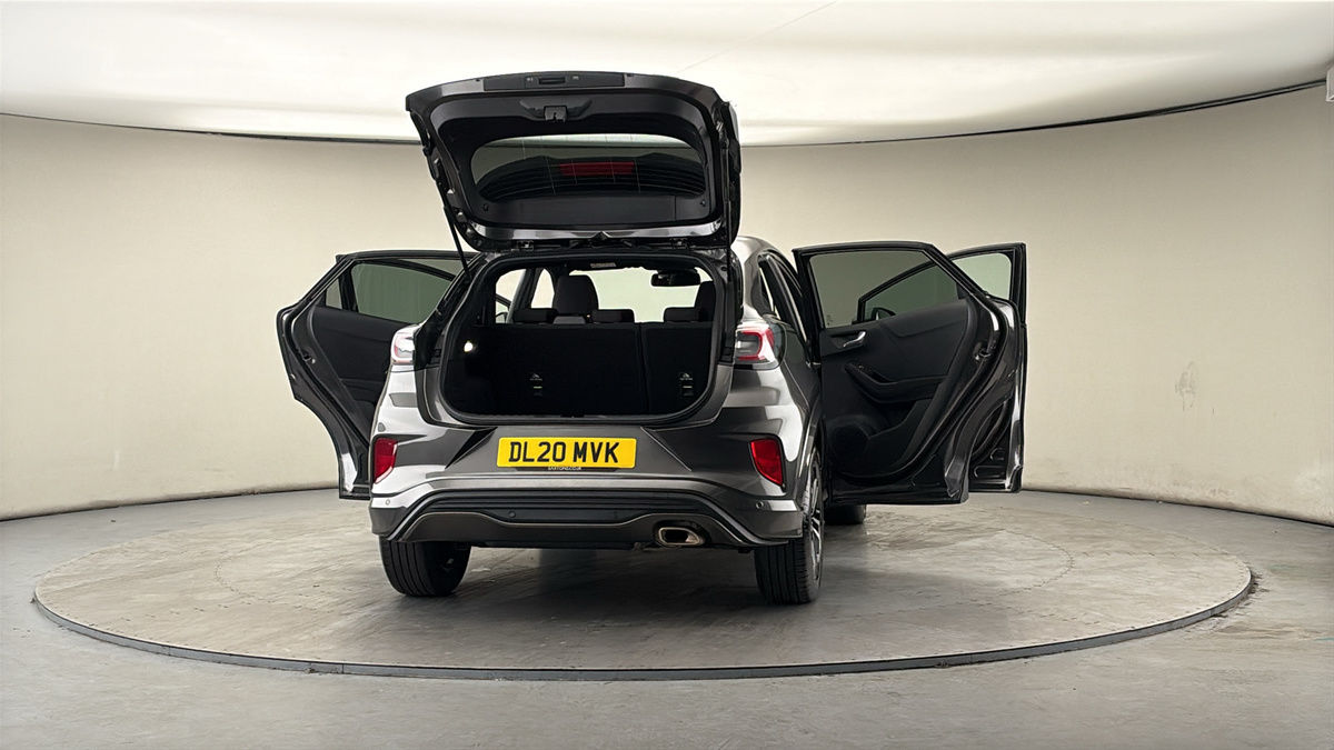 More views of Ford Puma