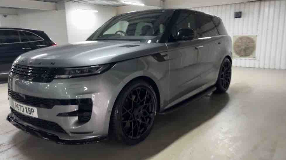 More views of Land Rover Range Rover Sport
