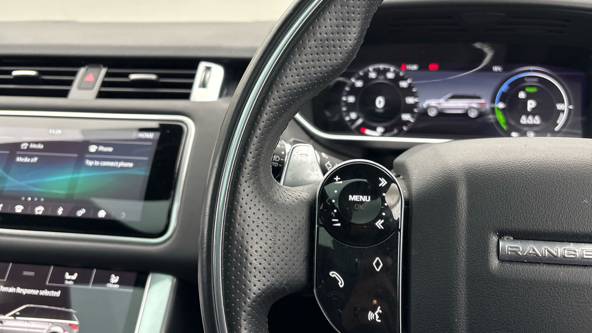 Land Rover Range Rover Sport Image 13