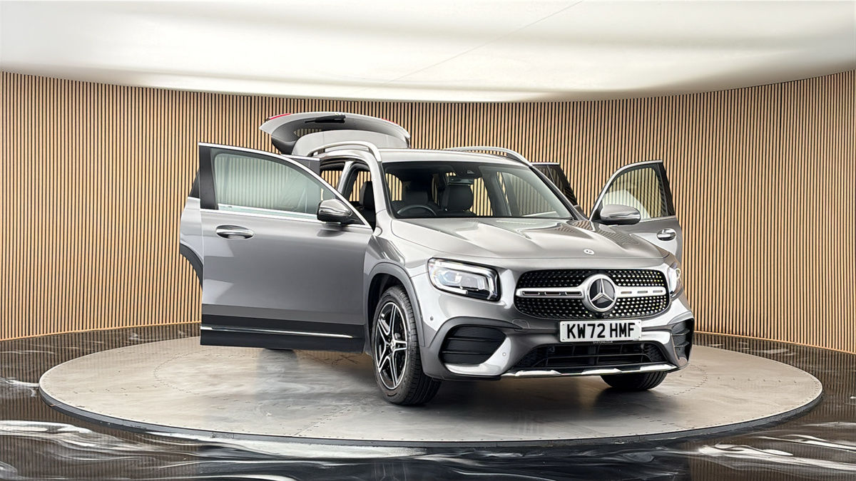 More views of Mercedes-Benz GLB
