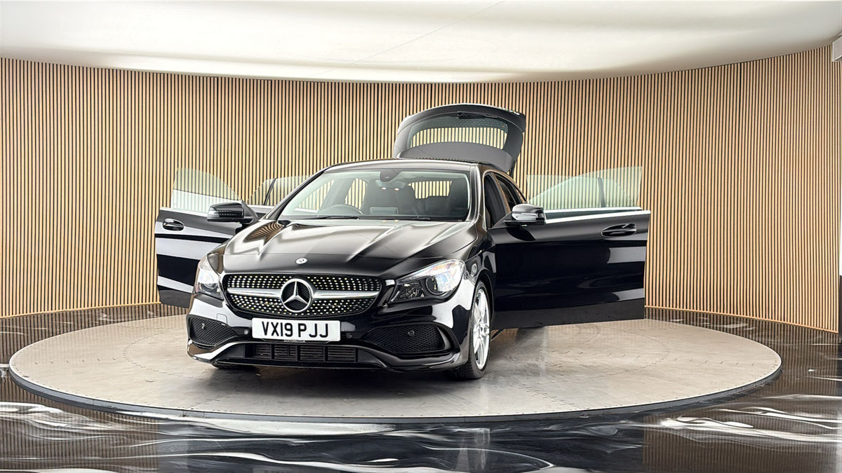 More views of Mercedes-Benz CLA