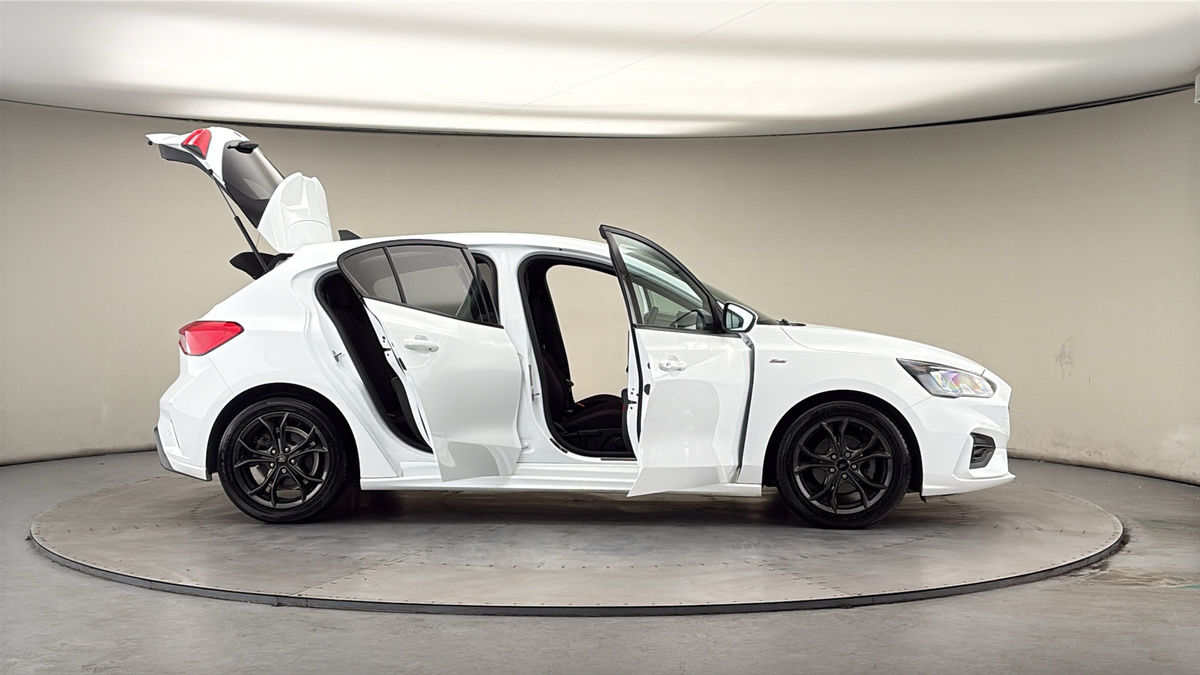 More views of Ford Focus