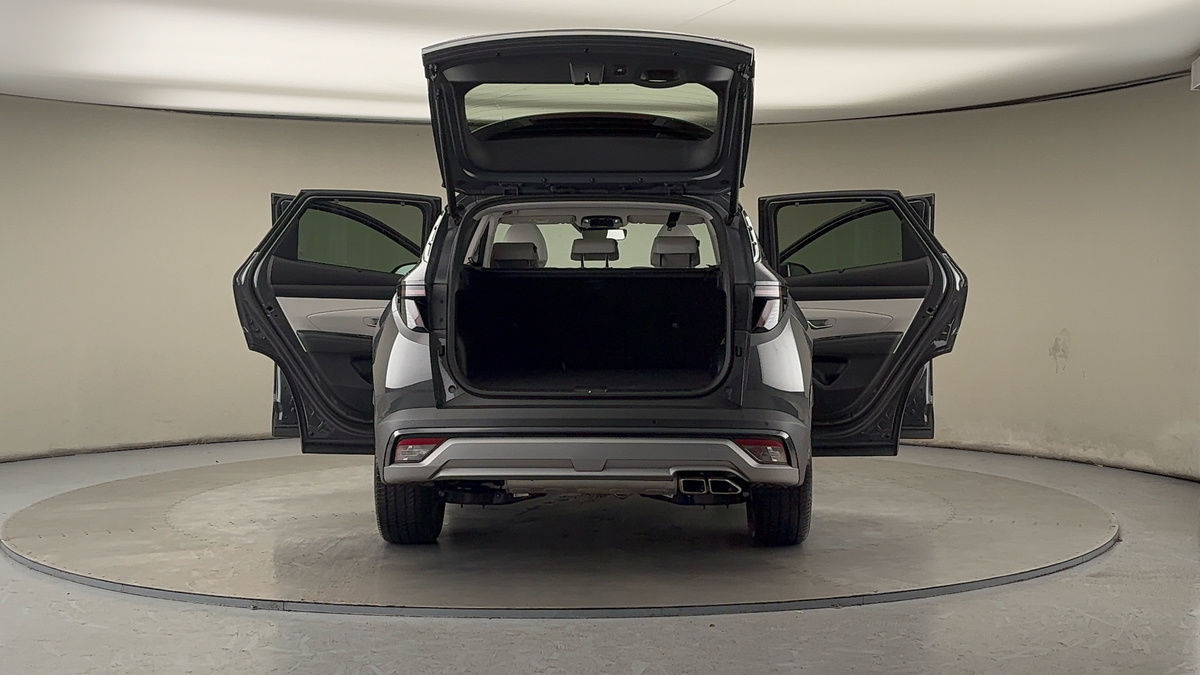 More views of Hyundai TUCSONix35