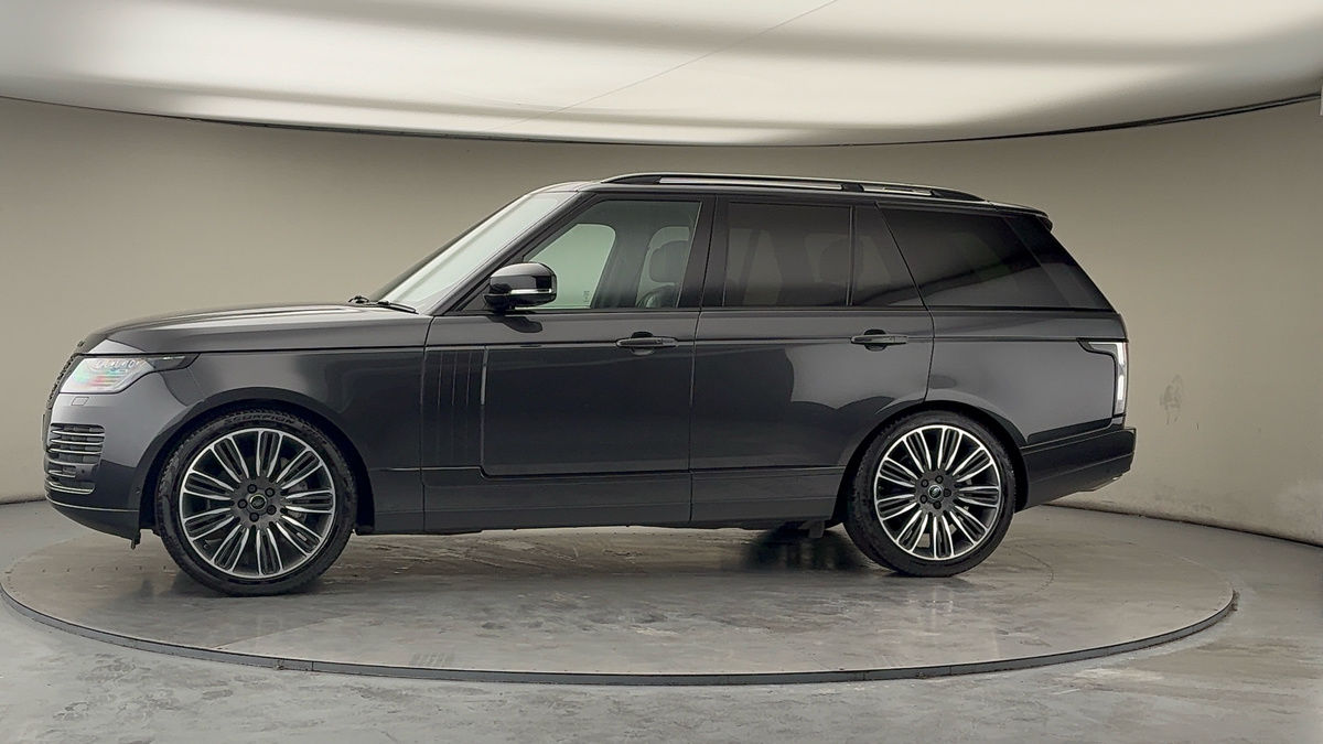 More views of Land Rover Range Rover