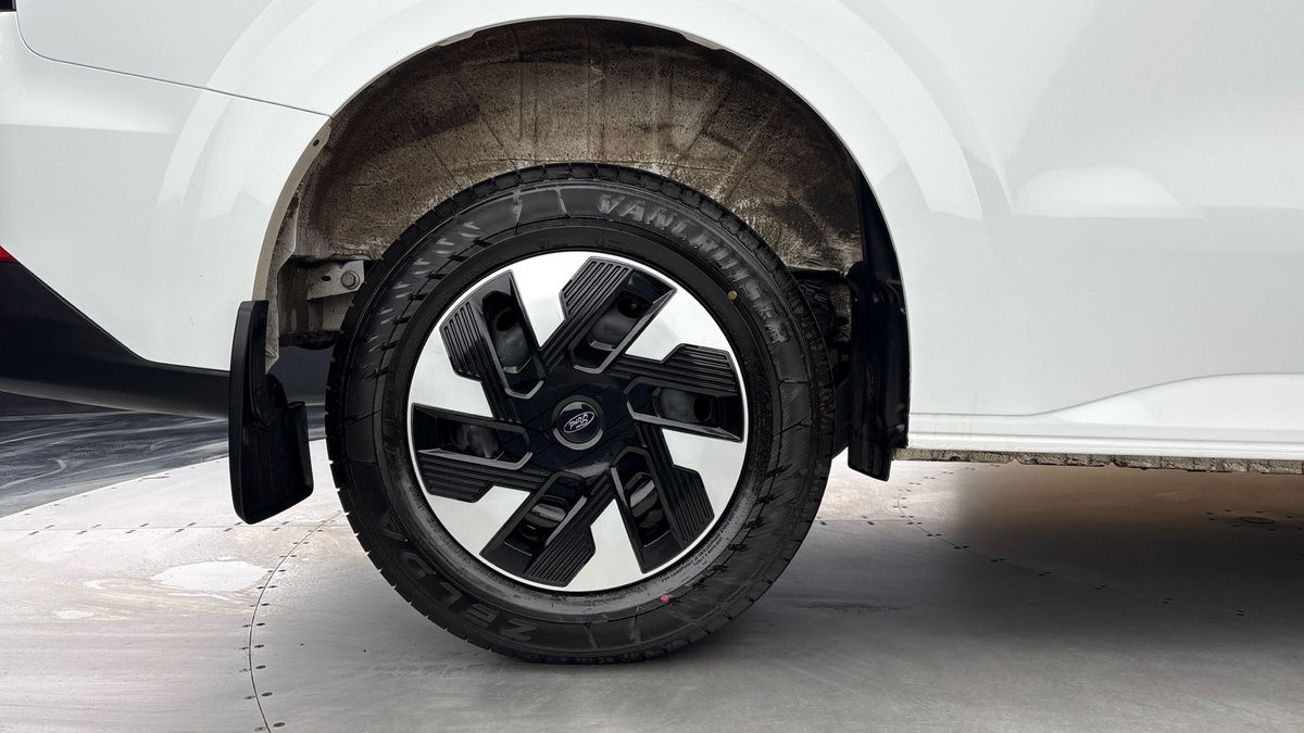 Ford Transit Custom Image 10