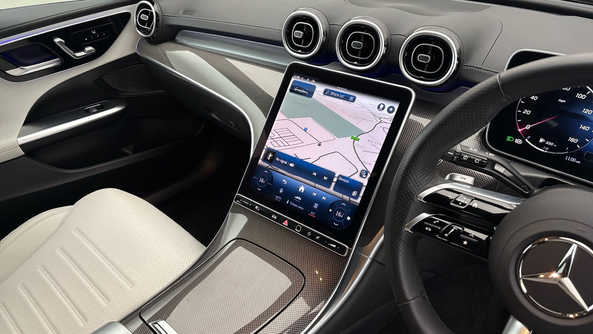 Mercedes-Benz C Class Image 18