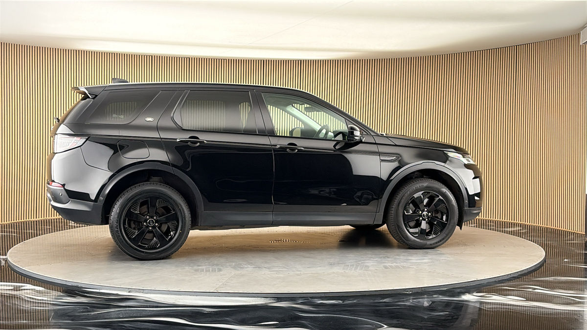 More views of Land Rover Discovery Sport