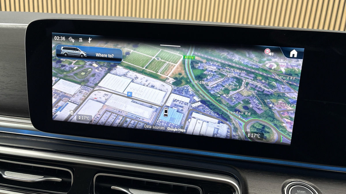 Mercedes-Benz V Class Image 17