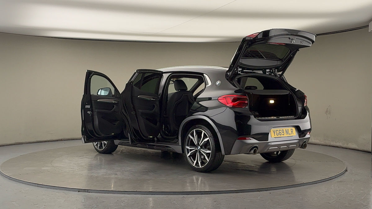 More views of BMW X2