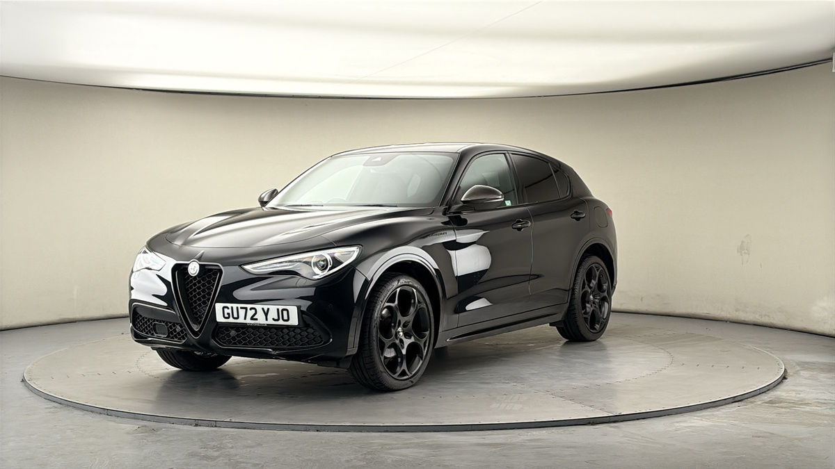 More views of Alfa Romeo Stelvio