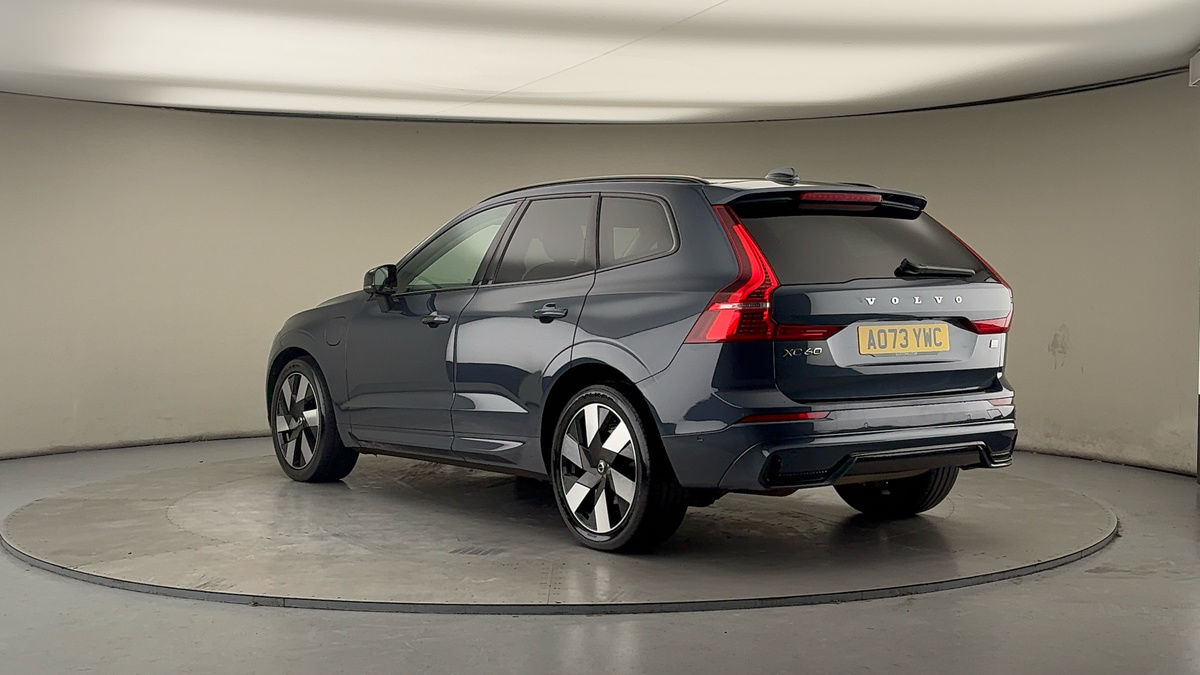 Volvo XC60 Image 2