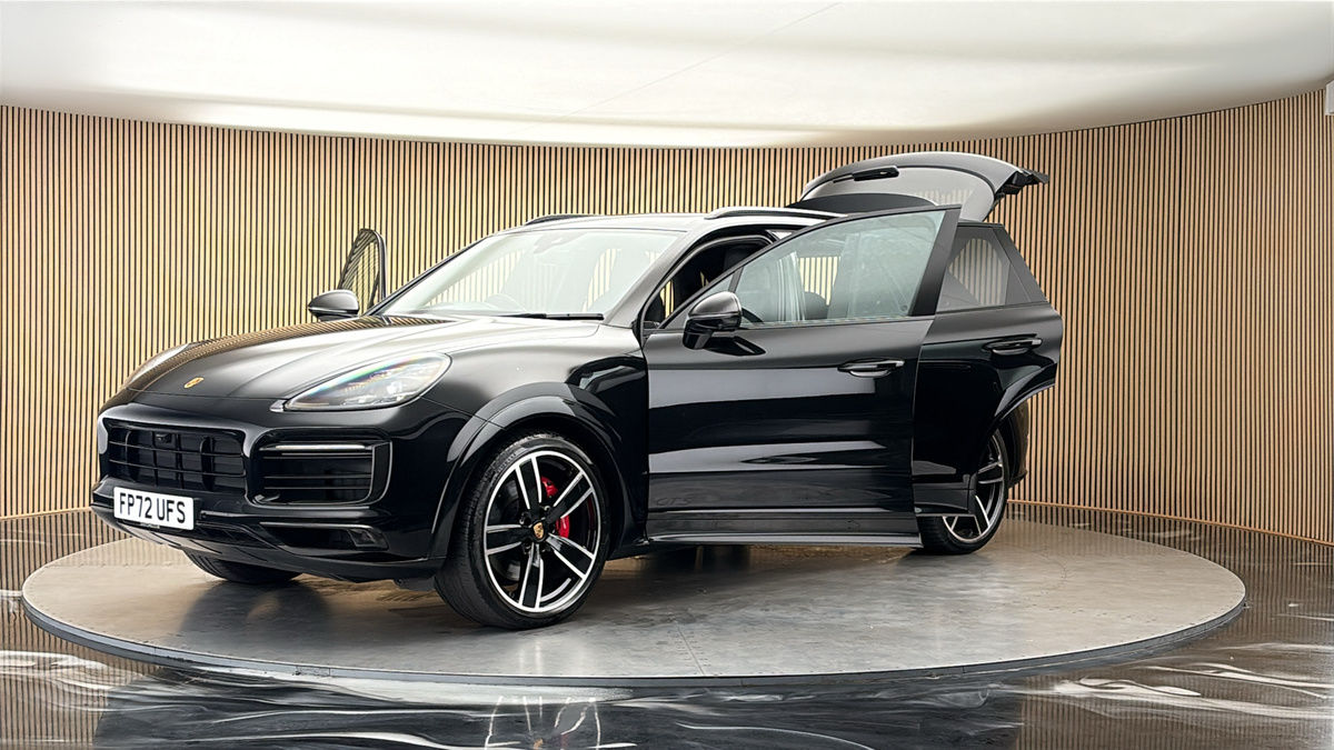 Porsche Cayenne Image 22