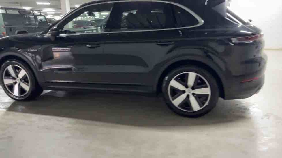 More views of Porsche Cayenne