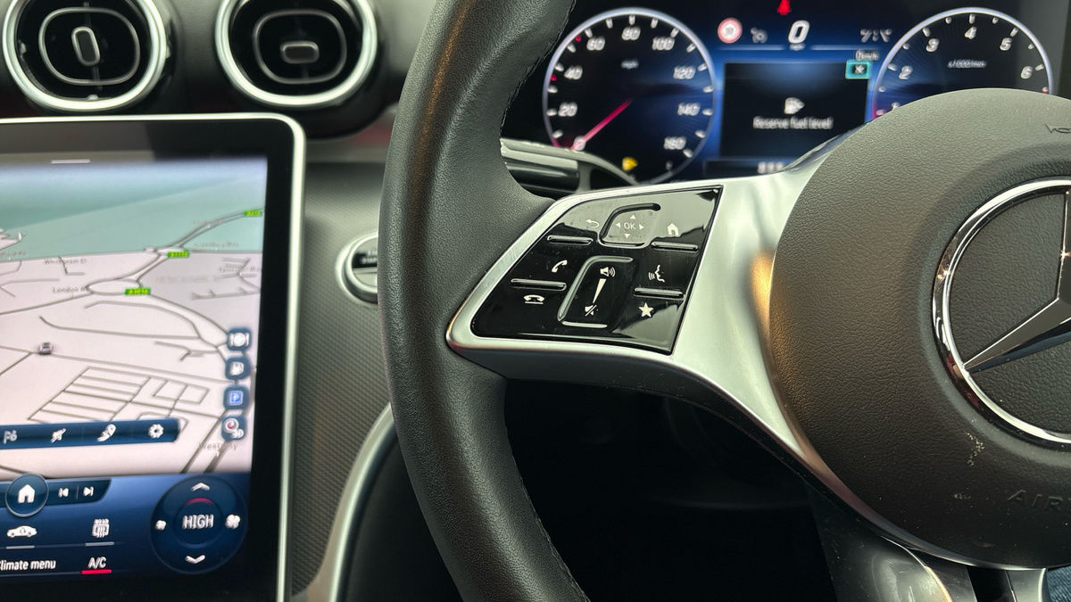 Mercedes-Benz C Class Image 13